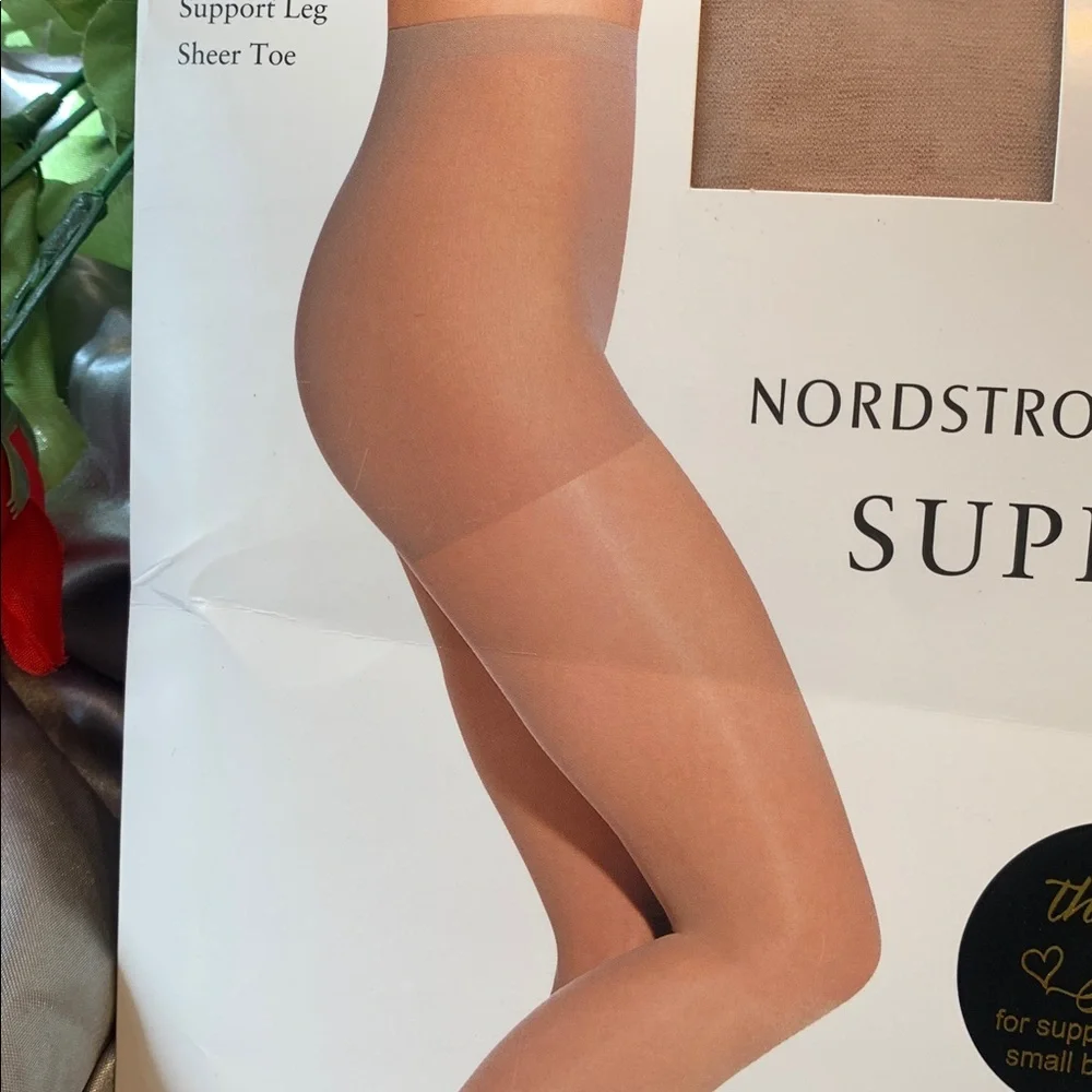 🌹Vintage Nordstrom RACK • Sheer Support Control Top Tights - Nude - Support Leg